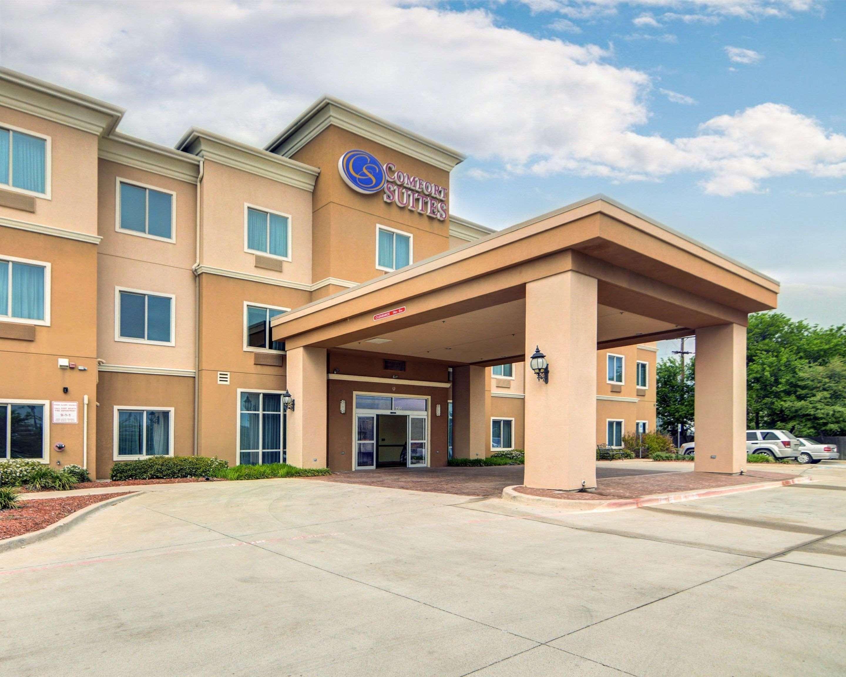 Comfort Suites Fort Worth South Exterior photo